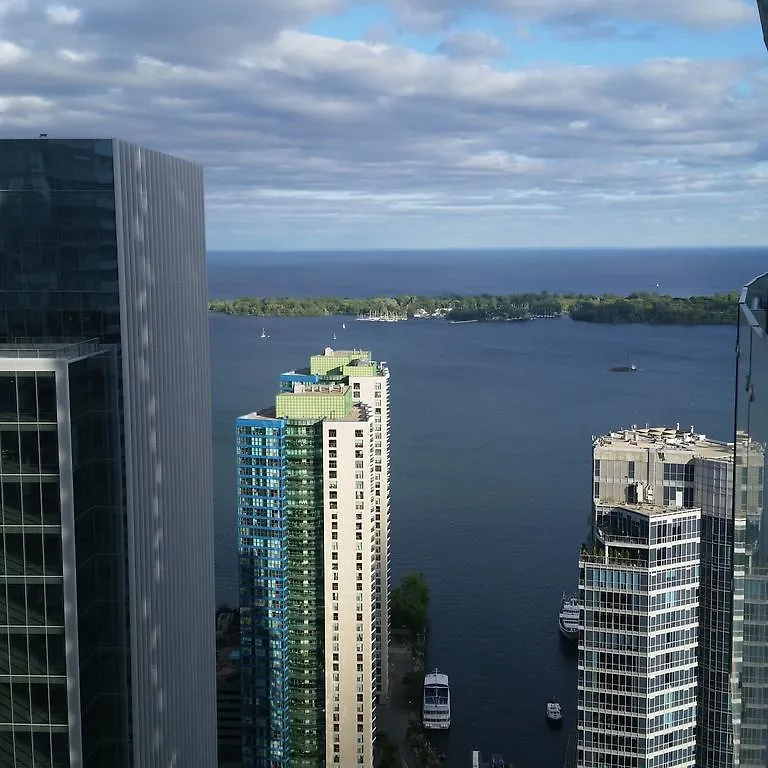 Apartment Eg Suites - York St Condos Cn Tower Canada