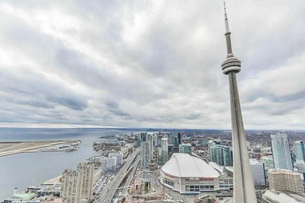 Apartment Eg Suites - York St Condos Cn Tower Canada