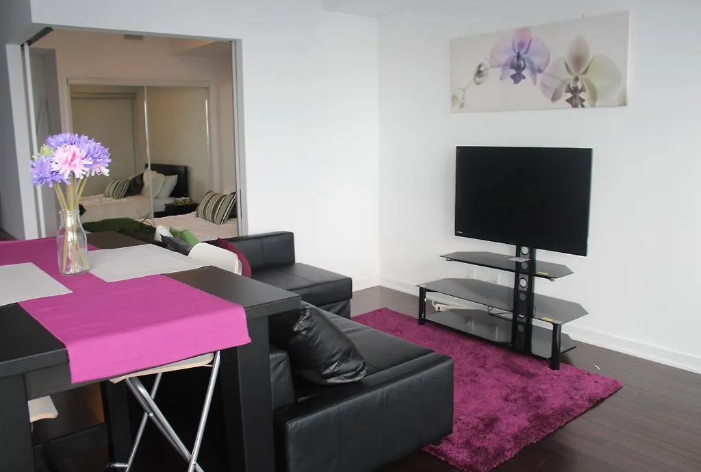 Eg Suites - York St Condos Cn Tower