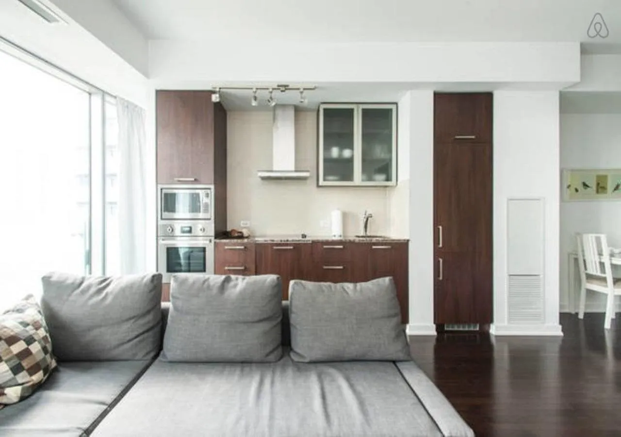 Eg Suites - York St Condos Cn Tower 0*, Toronto Canada